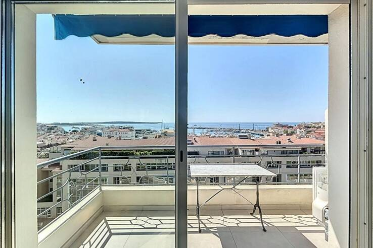 Квартира в Каннах, Франция, 60 м² - фото 1