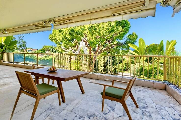 Квартира в Каннах, Франция, 123 м² - фото 1