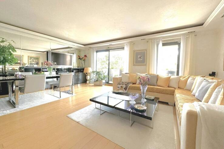 Квартира в Каннах, Франция, 95 м² - фото 1