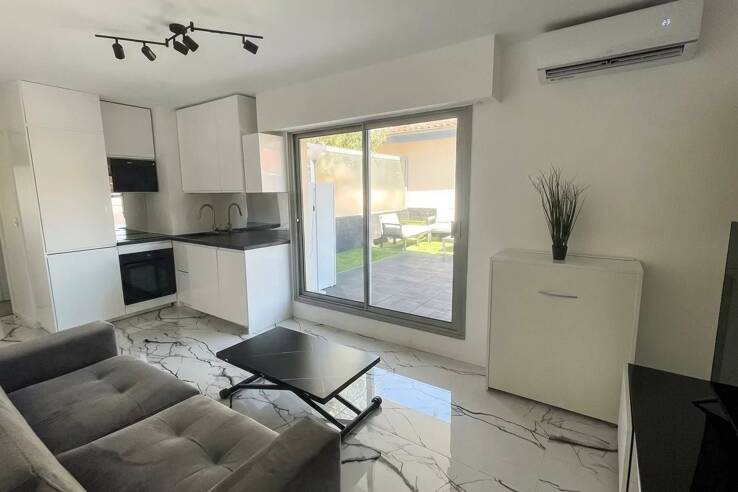 Квартира в Каннах, Франция, 35 м² - фото 1