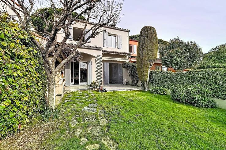 Квартира в Каннах, Франция, 89 м² - фото 1