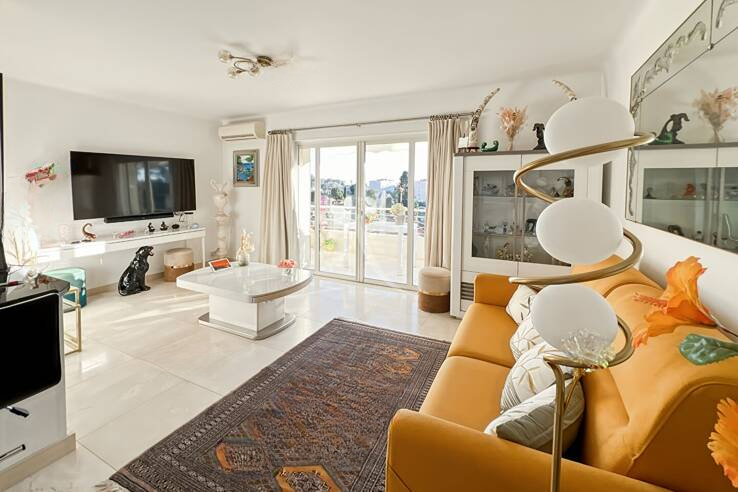 Квартира в Каннах, Франция, 62 м² - фото 1