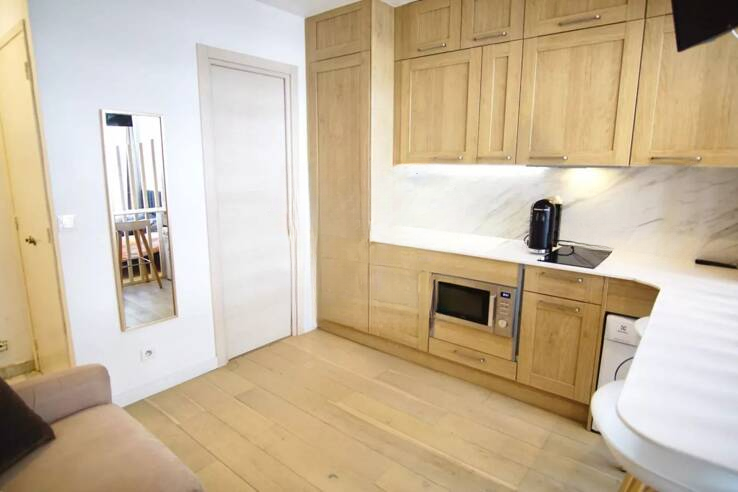 Квартира в Каннах, Франция, 15 м² - фото 1