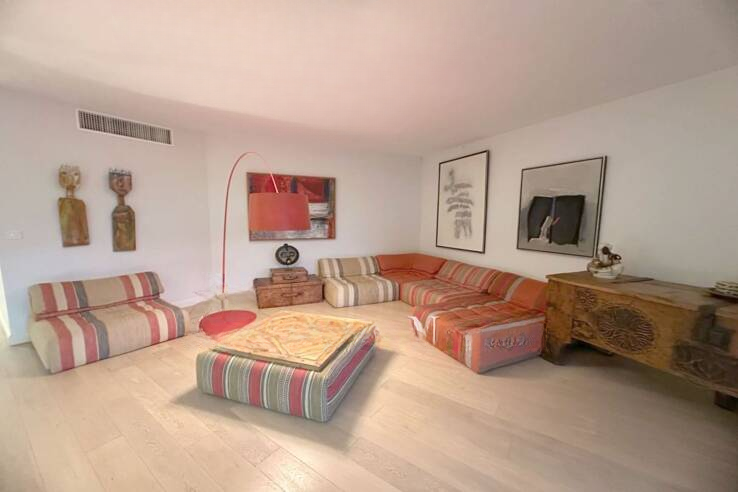 Квартира в Каннах, Франция, 121 м² - фото 1