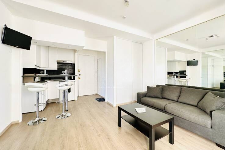 Квартира в Каннах, Франция, 24 м² - фото 1