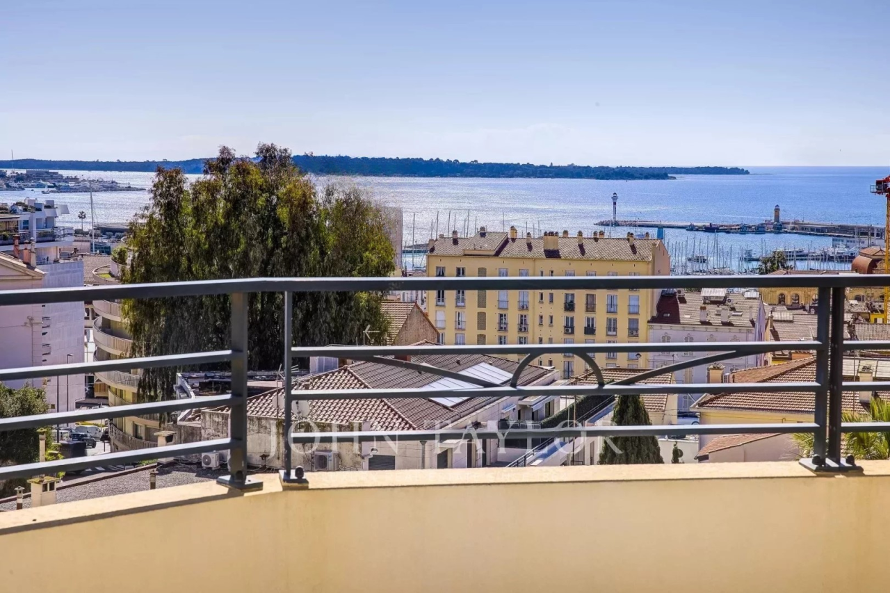 Квартира в Каннах, Франция, 172 м² - фото 1
