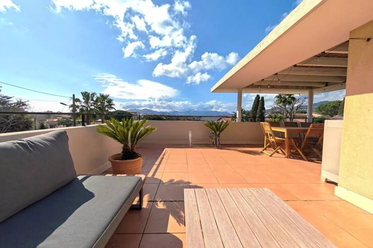 Квартира в Каннах, Франция, 87 м² - фото 1