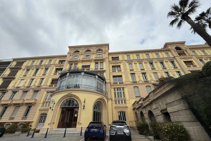 Квартира в Каннах, Франция, 70 м² - фото 1