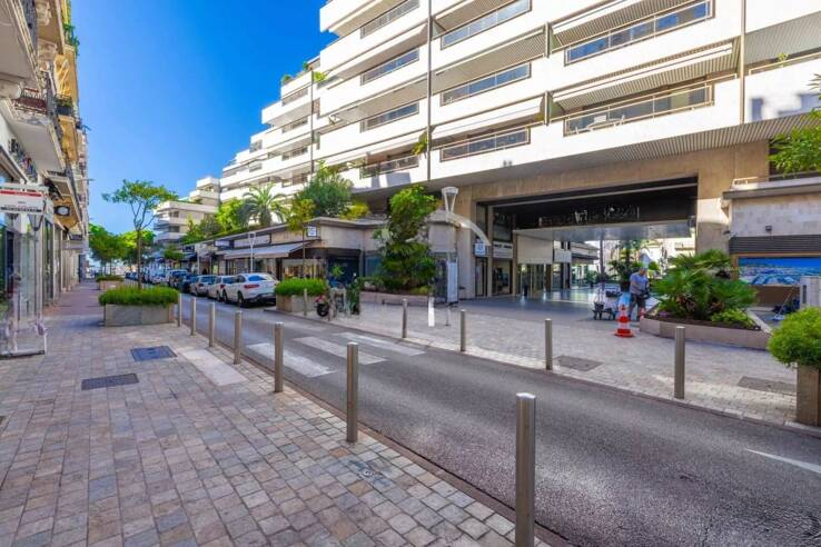 Квартира в Каннах, Франция, 48 м² - фото 1