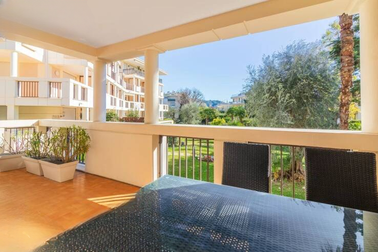 Квартира в Каннах, Франция, 67 м² - фото 1