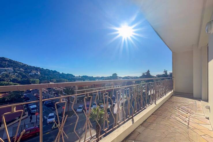 Квартира в Каннах, Франция, 40 м² - фото 1