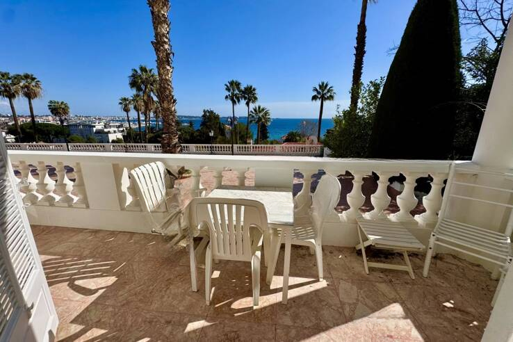 Квартира в Каннах, Франция, 140 м² - фото 1