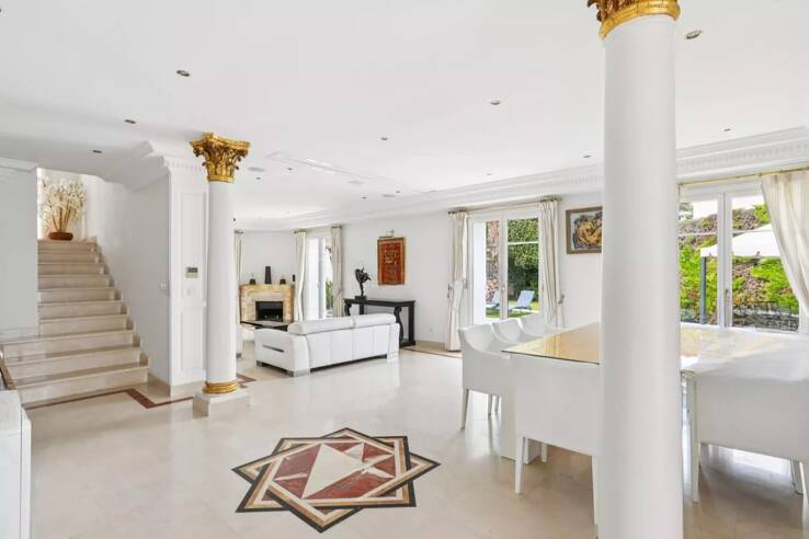 Квартира в Каннах, Франция, 340 м² - фото 1