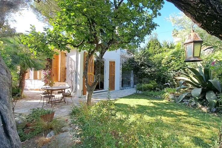 Квартира в Каннах, Франция, 147 м² - фото 1