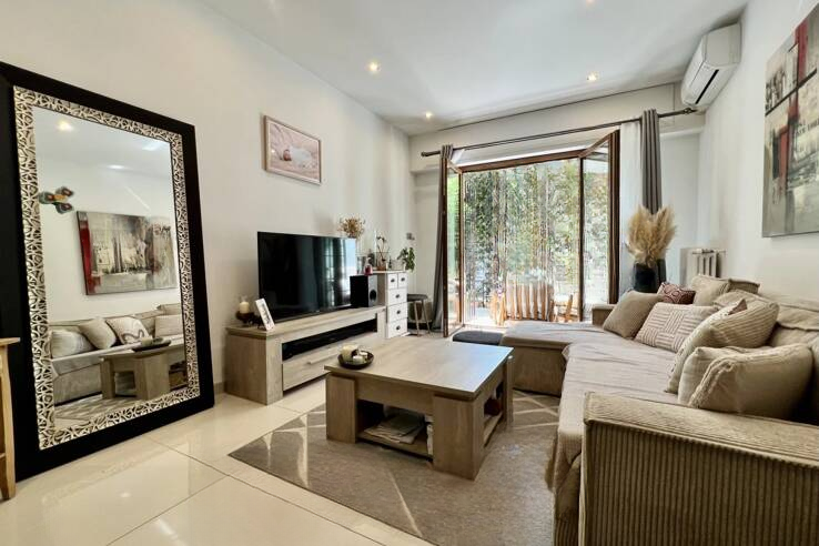 Квартира в Каннах, Франция, 55 м² - фото 1