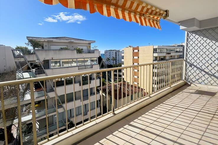 Квартира в Каннах, Франция, 94 м² - фото 1