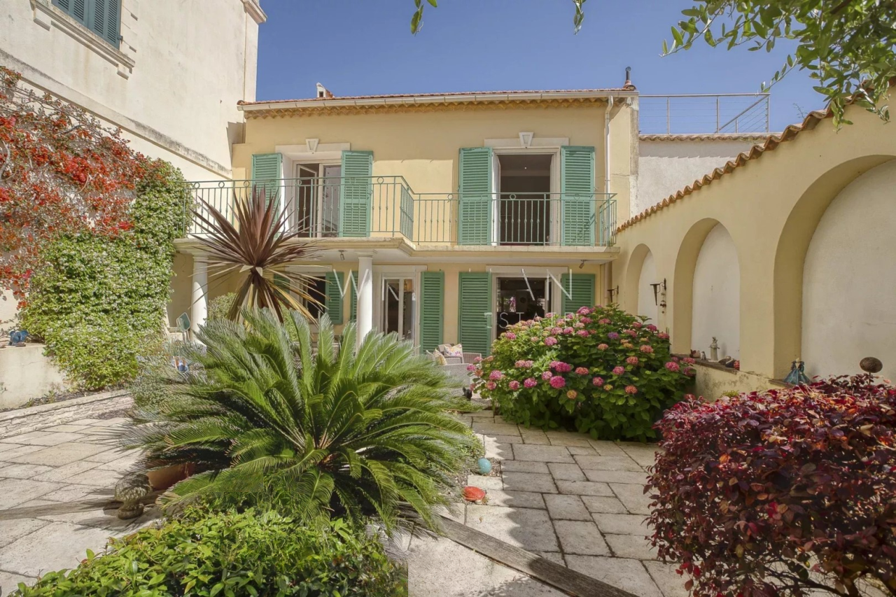 Квартира в Каннах, Франция, 152 м² - фото 2