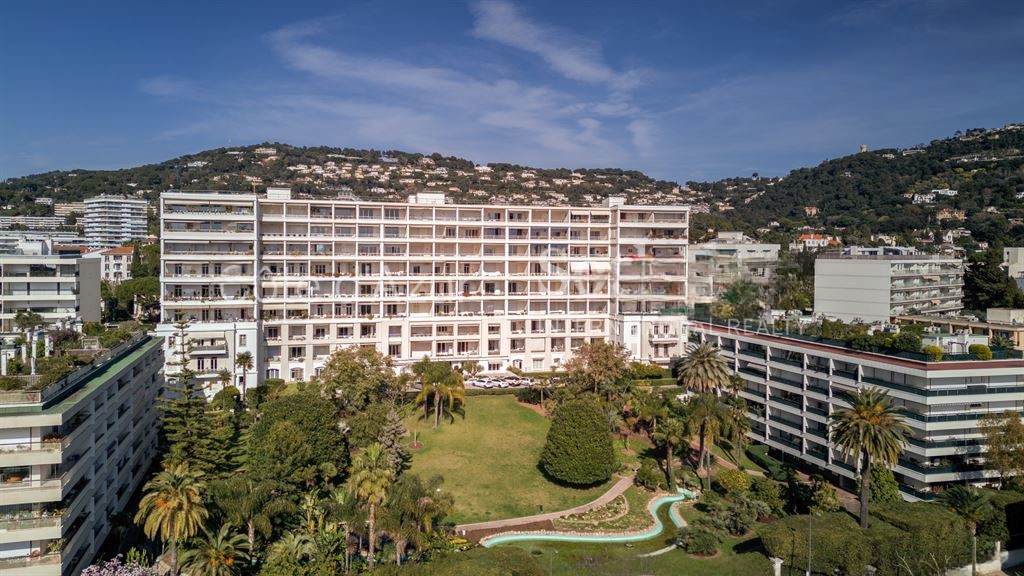 Квартира в Каннах, Франция, 77 м² - фото 2