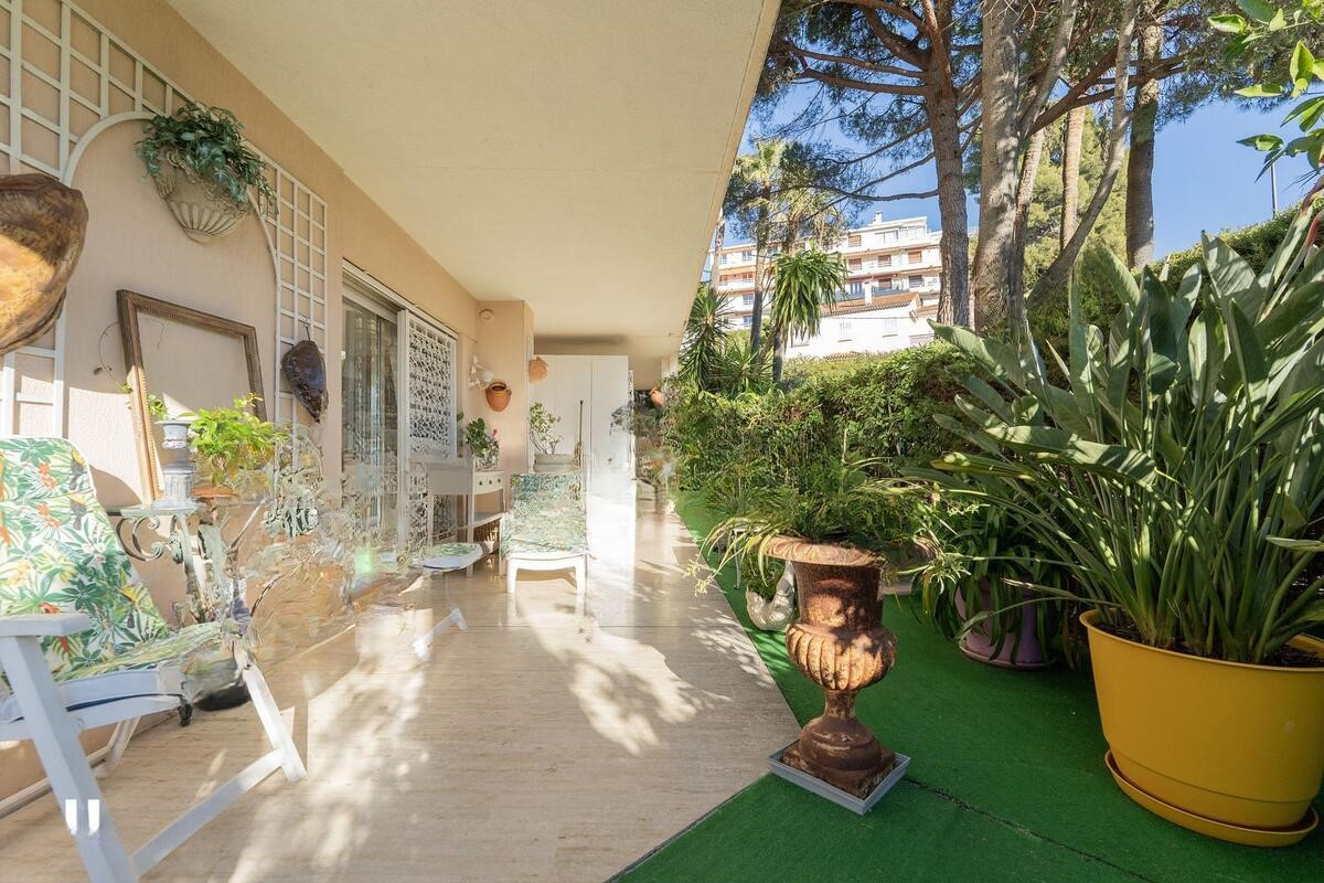 Квартира в Каннах, Франция, 64 м² - фото 2