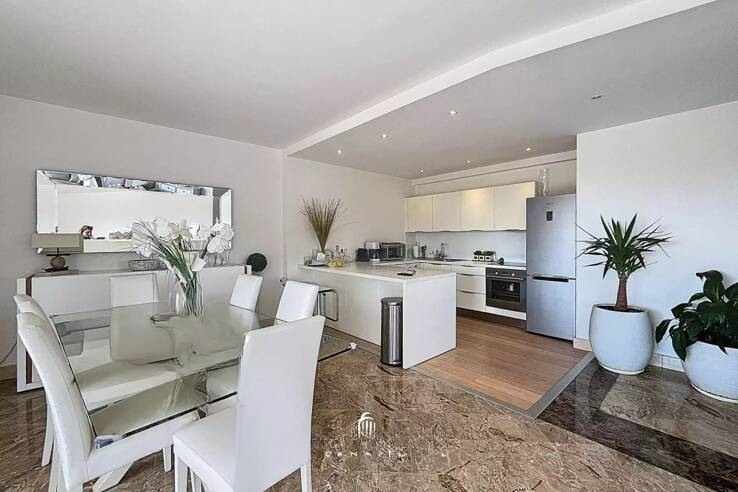 Квартира в Каннах, Франция, 89 м² - фото 2