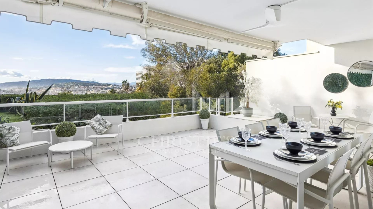 Квартира в Каннах, Франция, 79 м² - фото 2