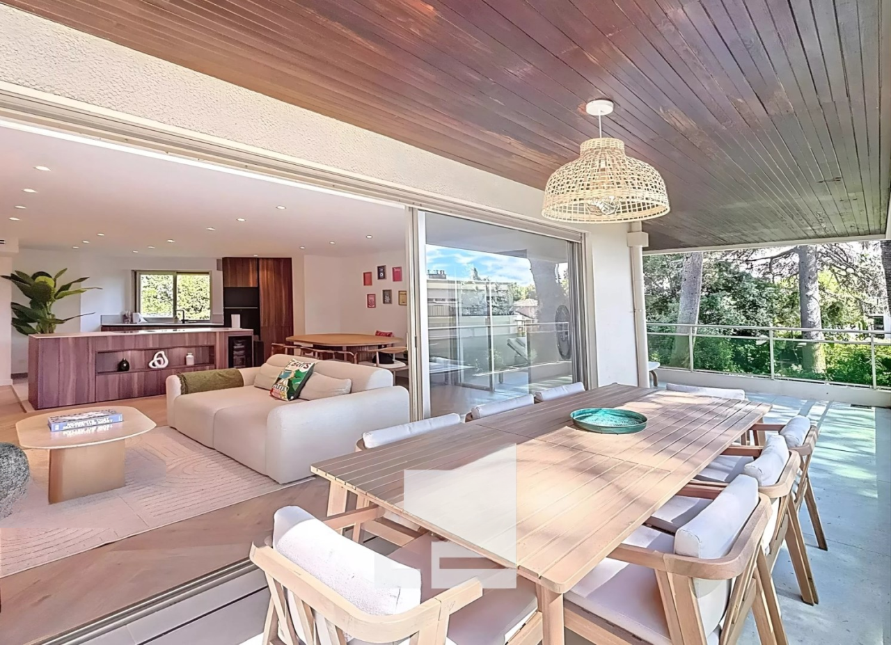 Квартира в Каннах, Франция, 87 м² - фото 2