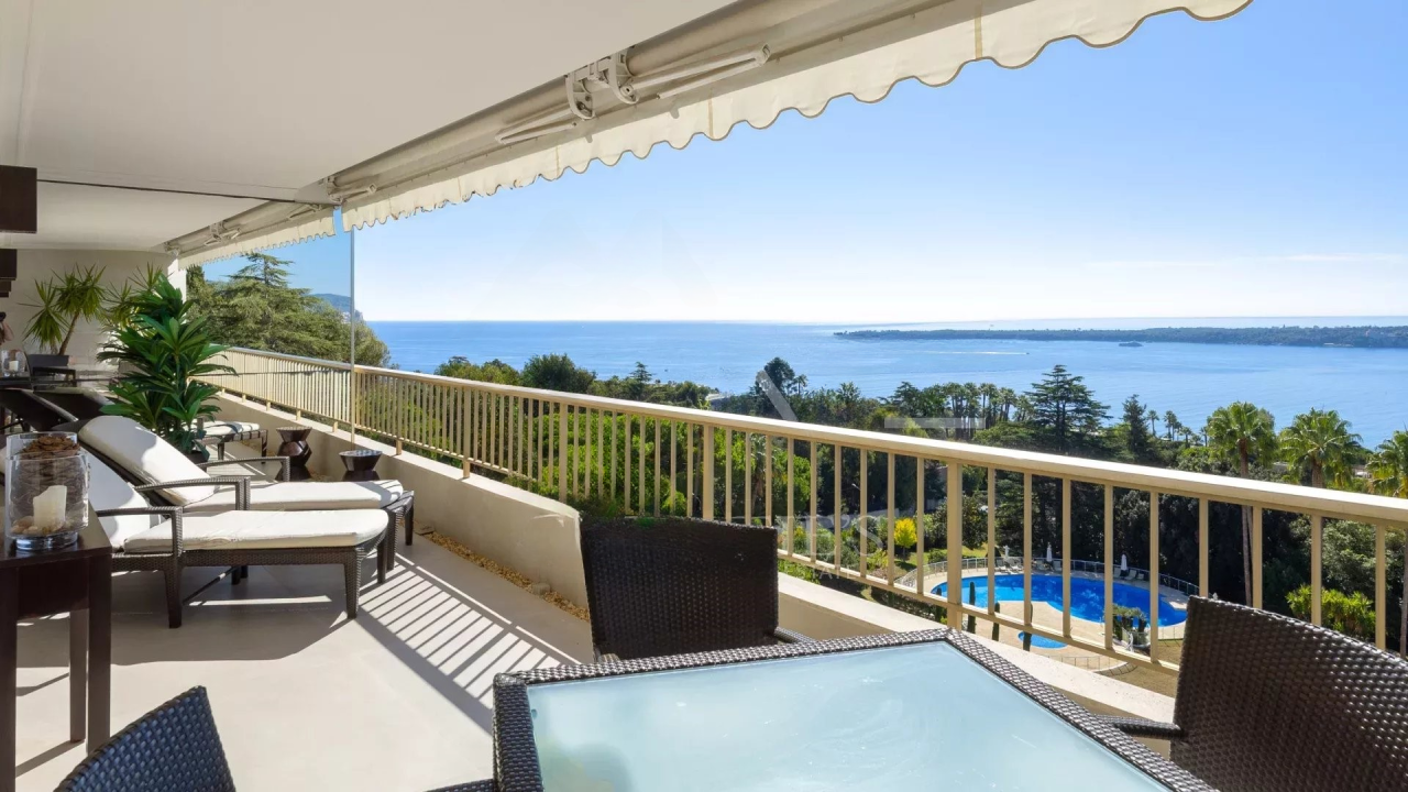 Квартира в Каннах, Франция, 108 м² - фото 2