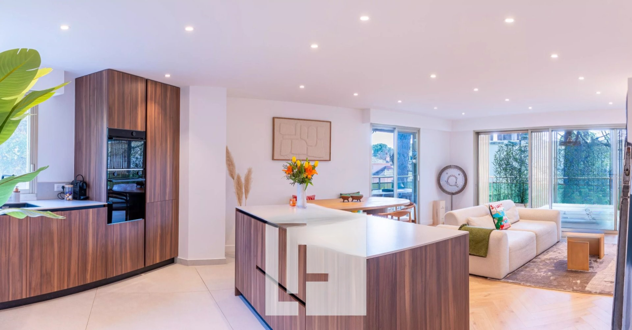 Квартира в Каннах, Франция, 87 м² - фото 3