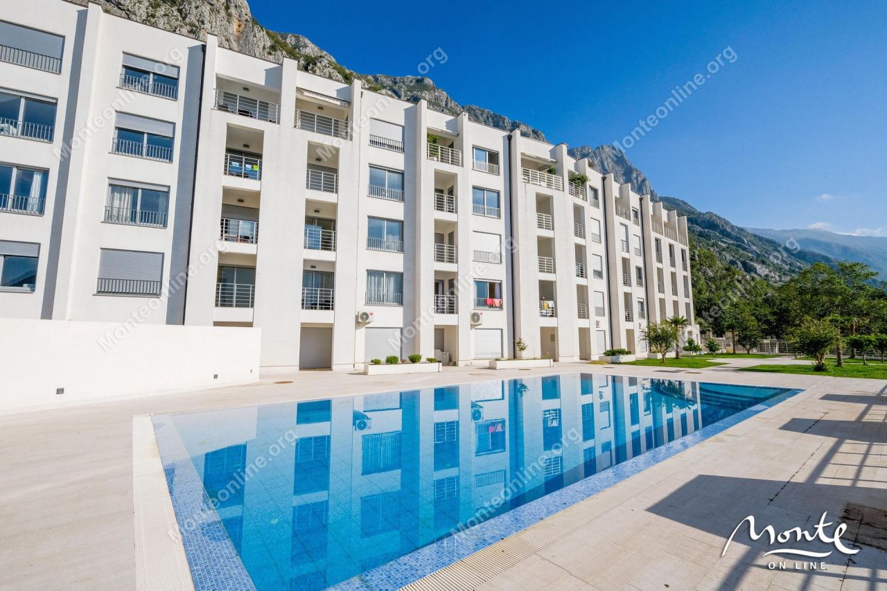 Апартаменты в Доброте, Черногория, 103 м² - фото 2