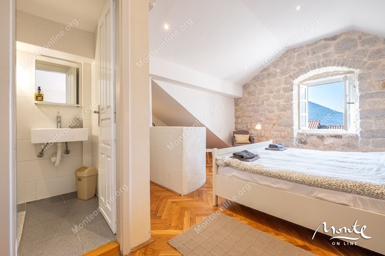 Вилла в Перасте, Черногория, 95 м² - фото 19