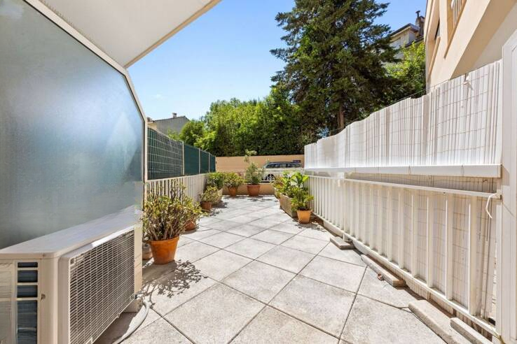 Квартира в Каннах, Франция, 25 м² - фото 2