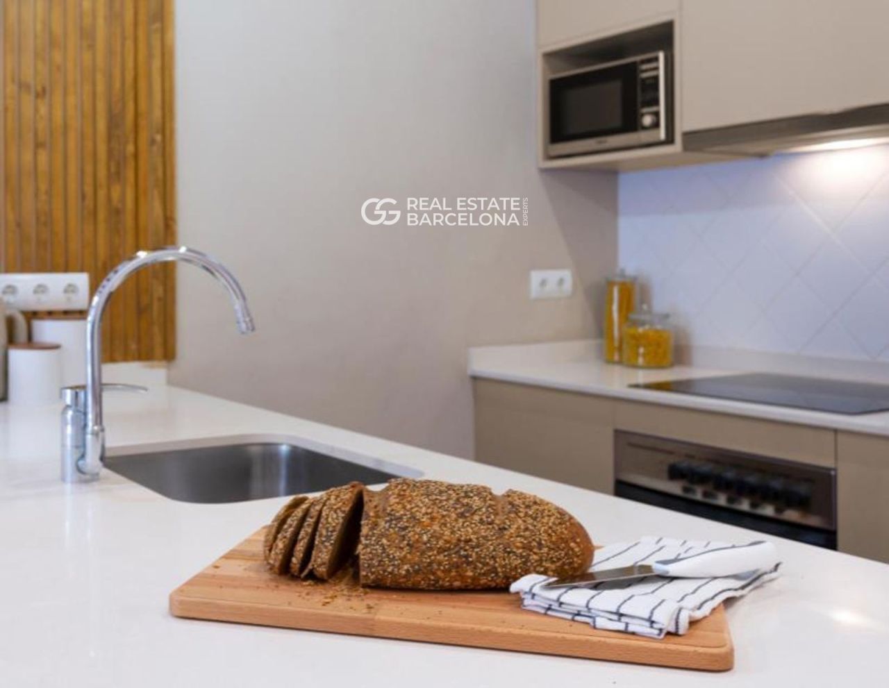 Доходный дом в Барселоне, Испания, 735 м² - фото 17