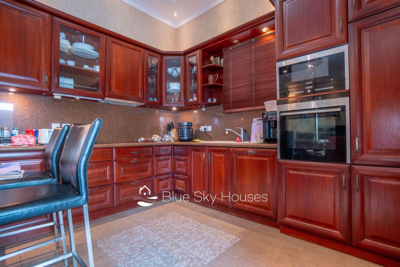 Вилла в Лимасоле, Кипр, 347 м² - фото 16