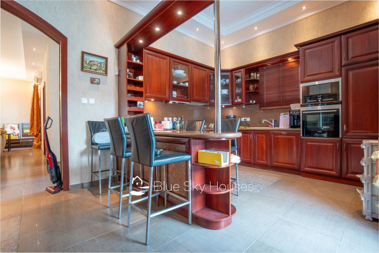 Вилла в Лимасоле, Кипр, 347 м² - фото 17