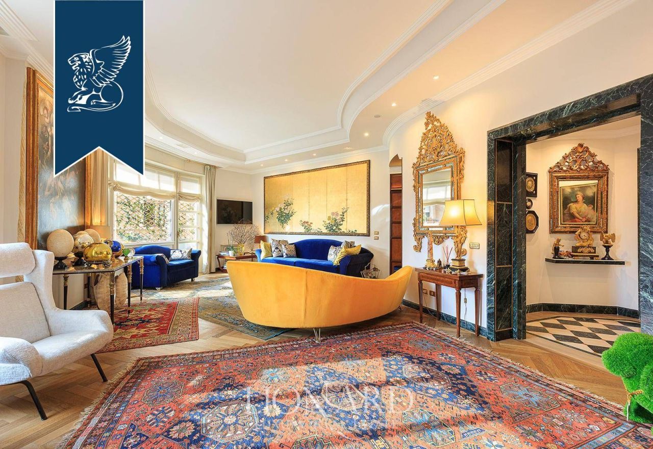 Апартаменты в Милане, Италия, 210 м² - фото 1