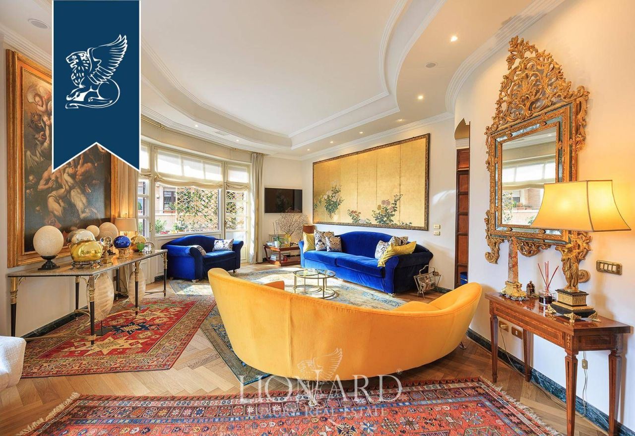 Апартаменты в Милане, Италия, 210 м² - фото 2