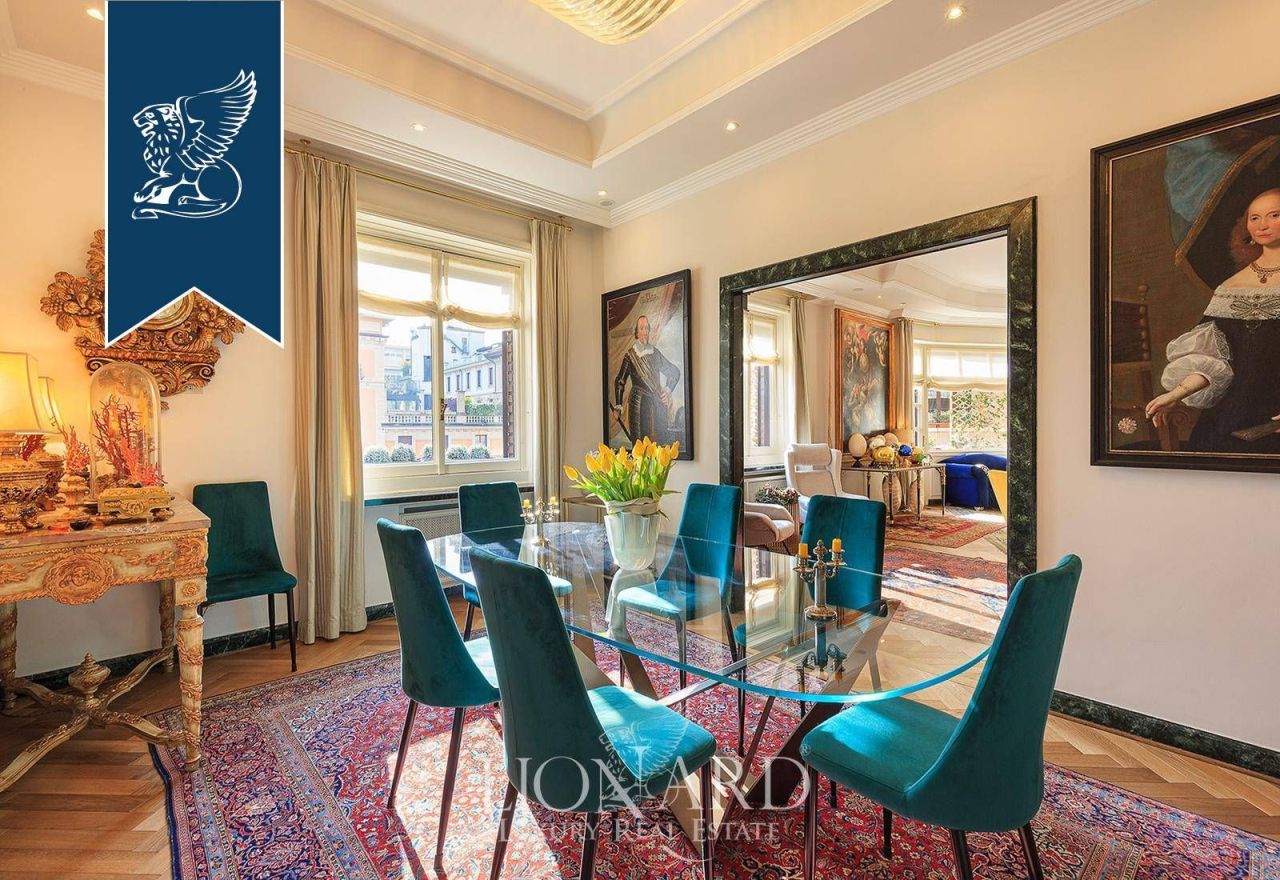 Апартаменты в Милане, Италия, 210 м² - фото 8