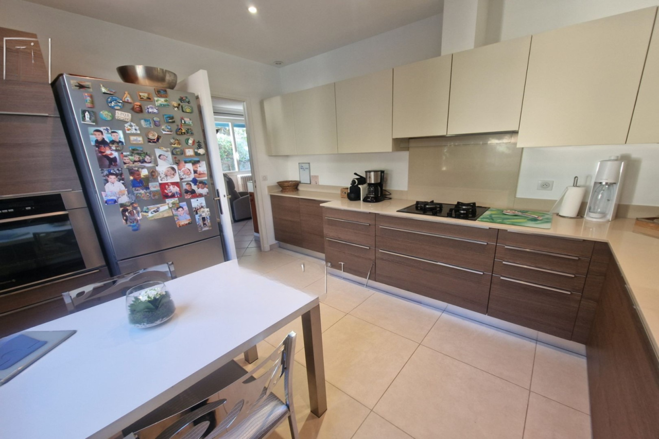 Квартира в Каннах, Франция, 108 м² - фото 8