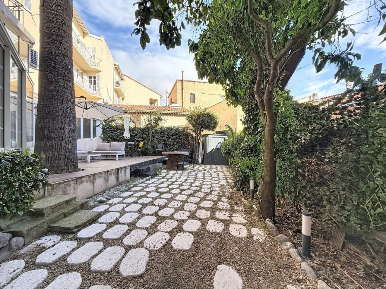 Квартира в Каннах, Франция, 109 м² - фото 9