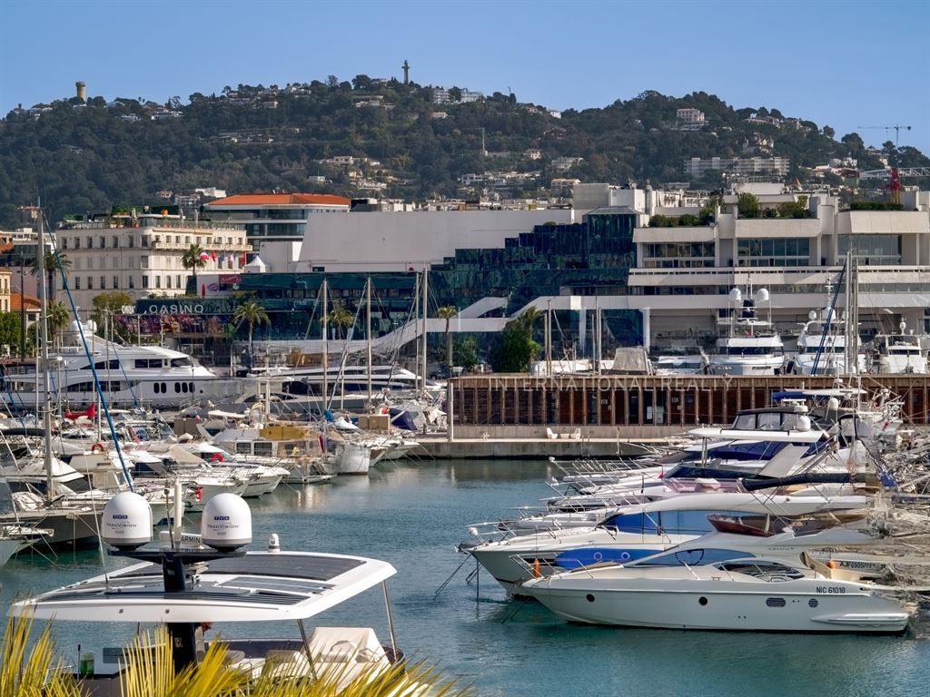 Квартира в Каннах, Франция, 55 м² - фото 11