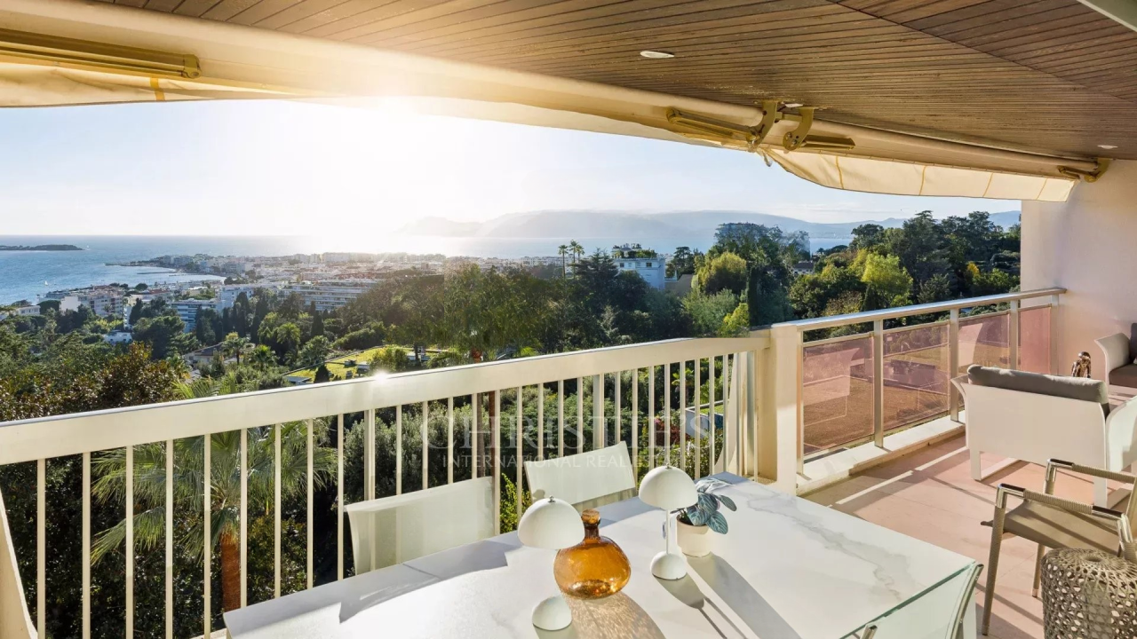 Квартира в Каннах, Франция, 110 м² - фото 12