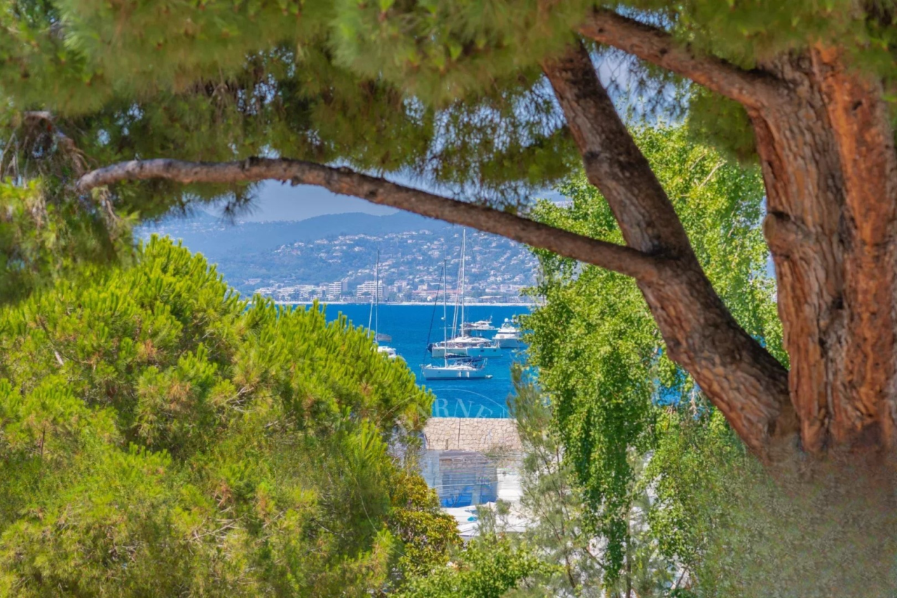 Квартира в Каннах, Франция, 56 м² - фото 12