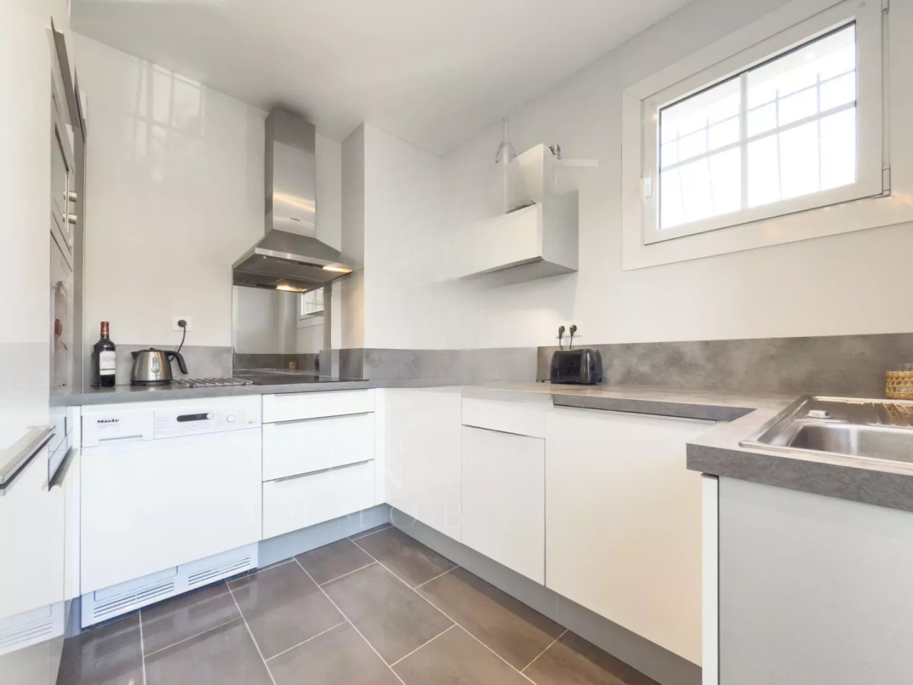 Квартира в Каннах, Франция, 141 м² - фото 12