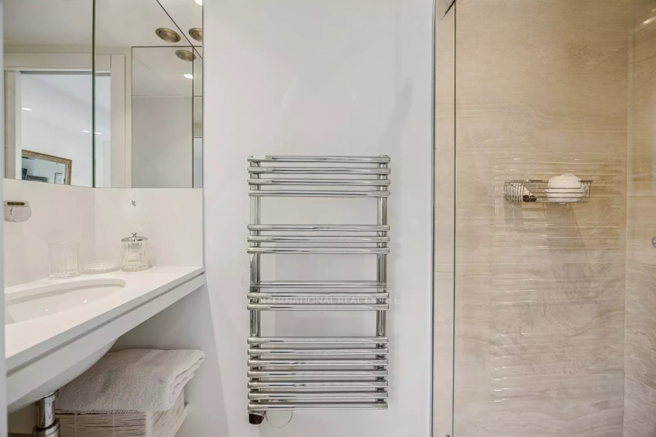 Квартира в Каннах, Франция, 108 м² - фото 16