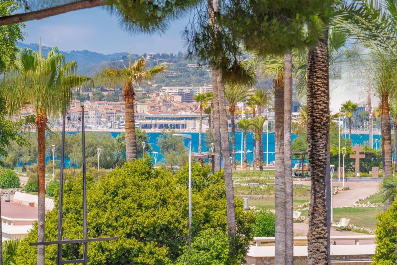 Квартира в Каннах, Франция, 56 м² - фото 19