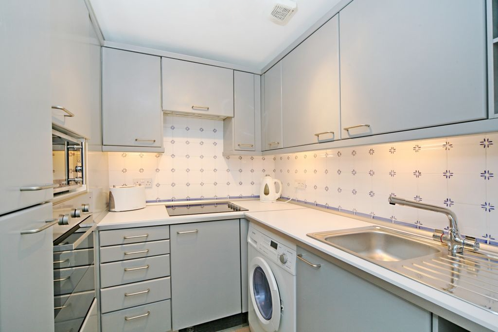 Квартира в Лондоне, Великобритания, 35 м² - фото 6