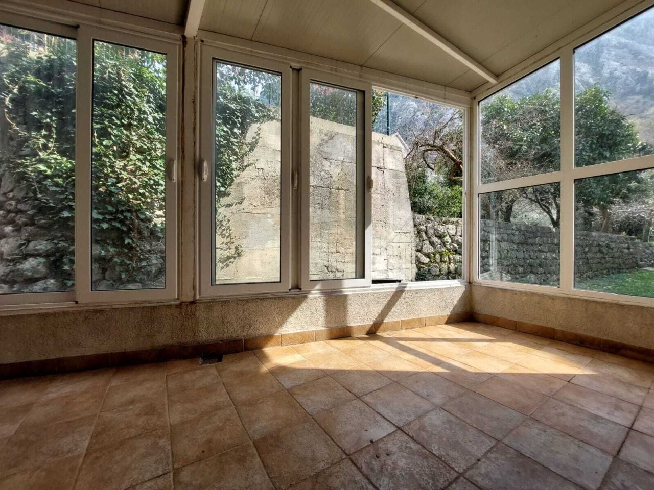 Квартира в Которе, Черногория, 142 м² - фото 4