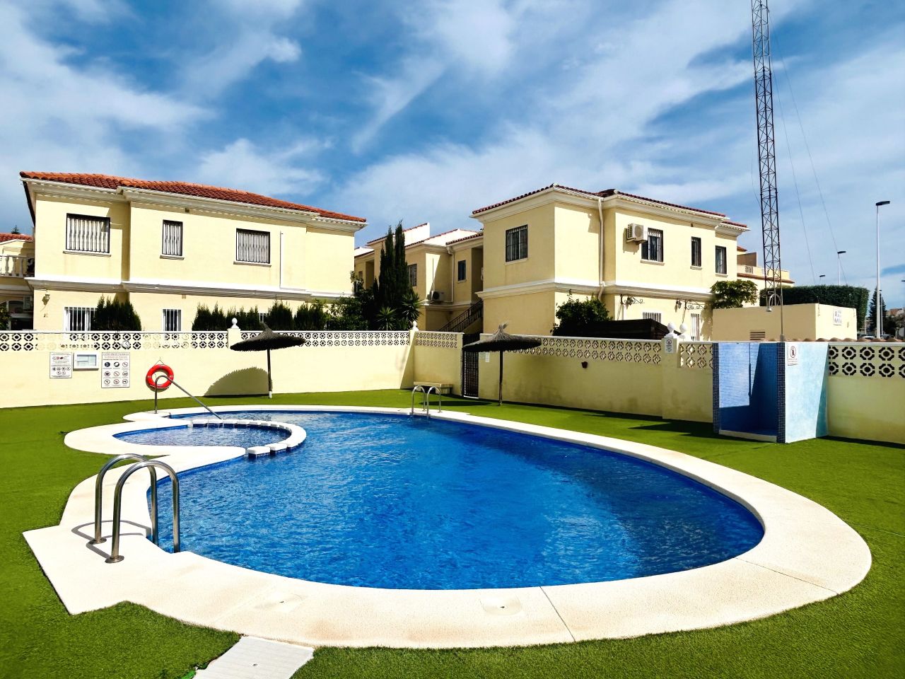 Квартира в Торревьехе, Испания, 60 м² - фото 1