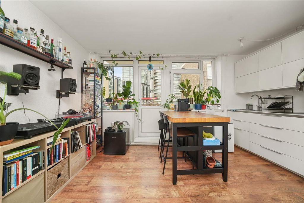 Квартира в Лондоне, Великобритания, 36 м² - фото 1