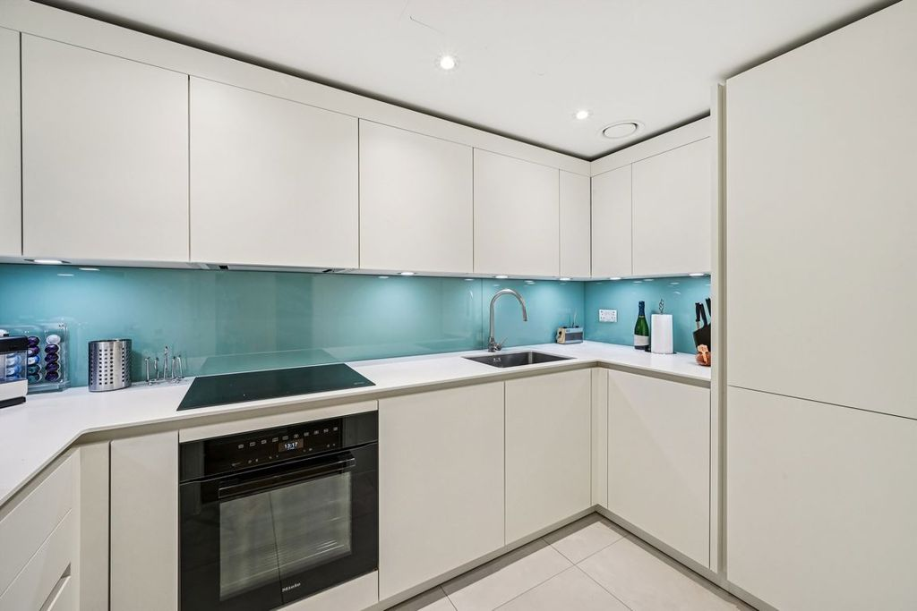 Квартира в Лондоне, Великобритания, 97 м² - фото 1